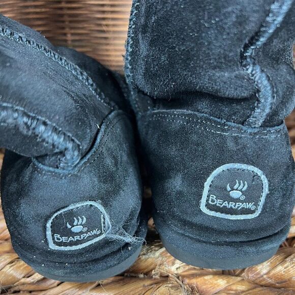 BearPaw Women's Black Suede Classic Winter Pull On Boots Size 8 - Picture 6 of 8